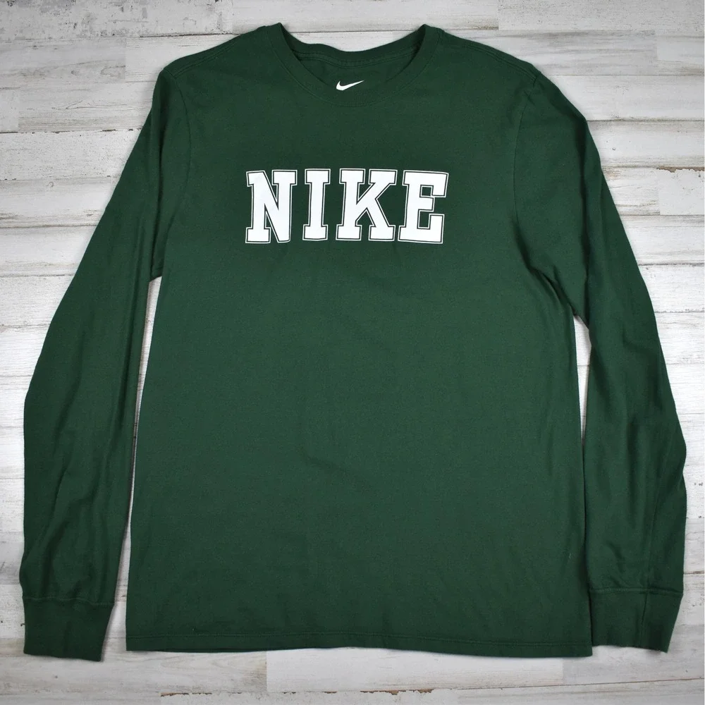 Nike Long Sleeve T Shirt Mens Medium Green Block Logo Graphic Athletic Gorpcore